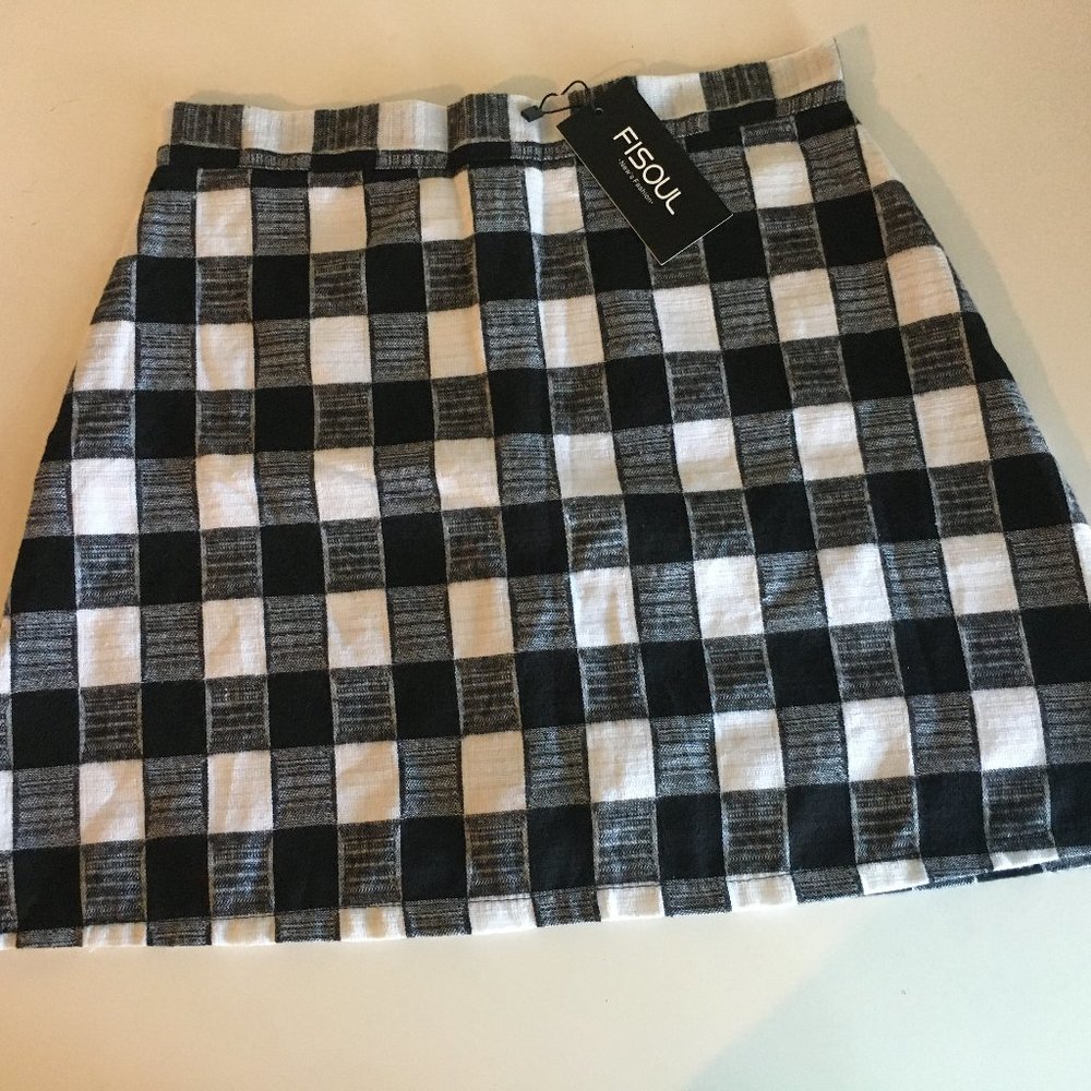 Fisoul Black and White Plaid Skirt Size S NWT